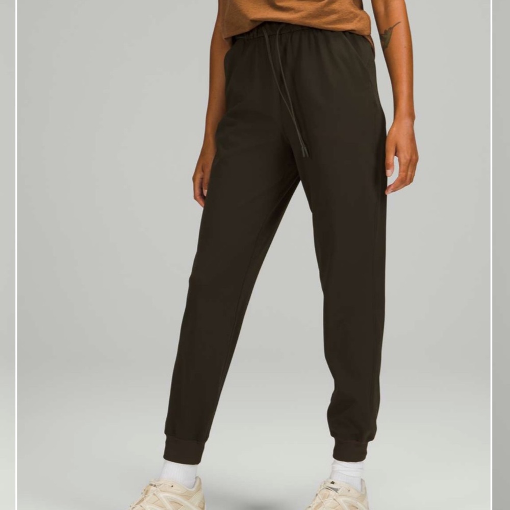 Lululemon Stretch High-Rise Jogger Dark Olive‎ 2